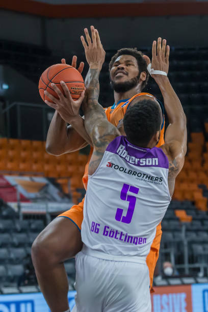 仅适合在球 仅适合在球