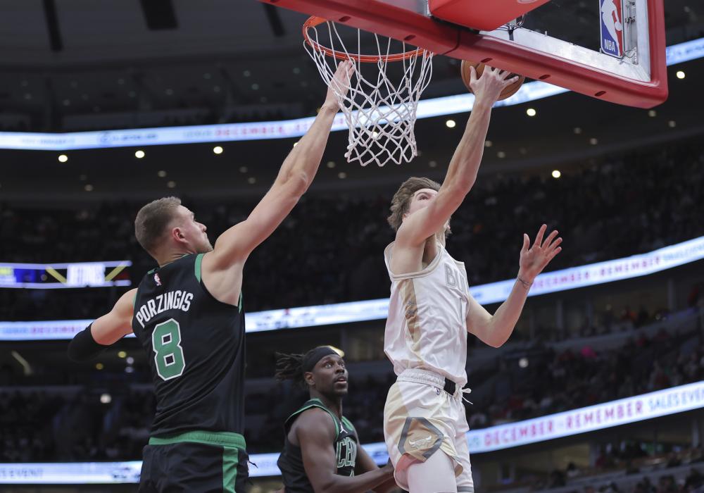 围直接一脚 围直接一脚